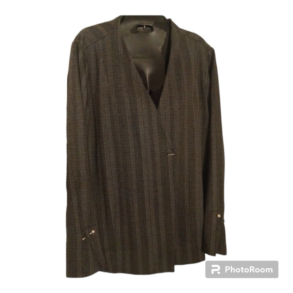 😎S O L D 😎😎. Herringbone Faux Pearl Accents Blazer